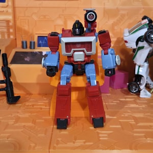 Transformers Beast Wars Autobot Ark Custom Chair Deluxe Scale Figures