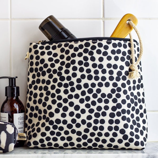 Spot Tall Wash Bag | Cosmetics Bag | Makeup Bag | Beauty Bag | Women's Gifts | Gift For Her| Travel Essentials