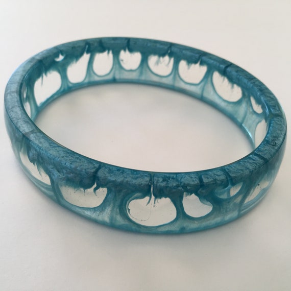 Ocean Blue Waves W/ Clear Oval Resin Bangle Epoxy Resin 