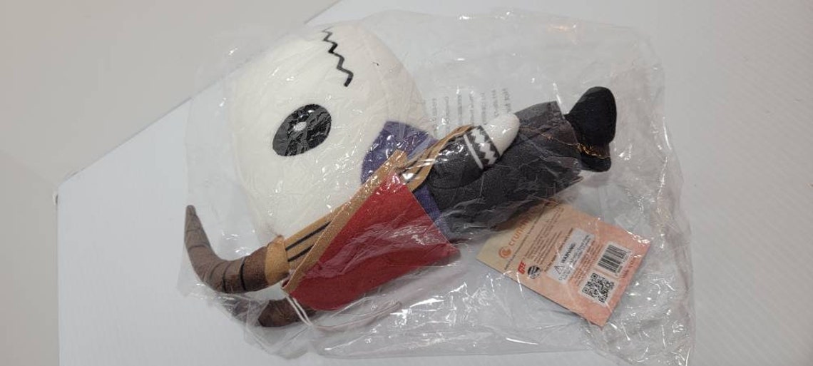 elias plush