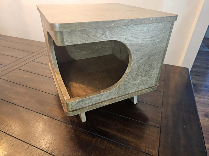 Mid Century Modern Cat House End Table, Birch Plywood Cat Bed Version 2.0 solid wood corners and edge banding Bild 3