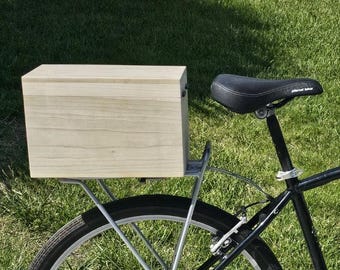 Bicycle pannier rear trunk lockable made of wood