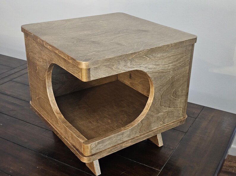 Mid Century Modern Cat House End Table, Birch Plywood Cat Bed Version 2.0 solid wood corners and edge banding Bild 8