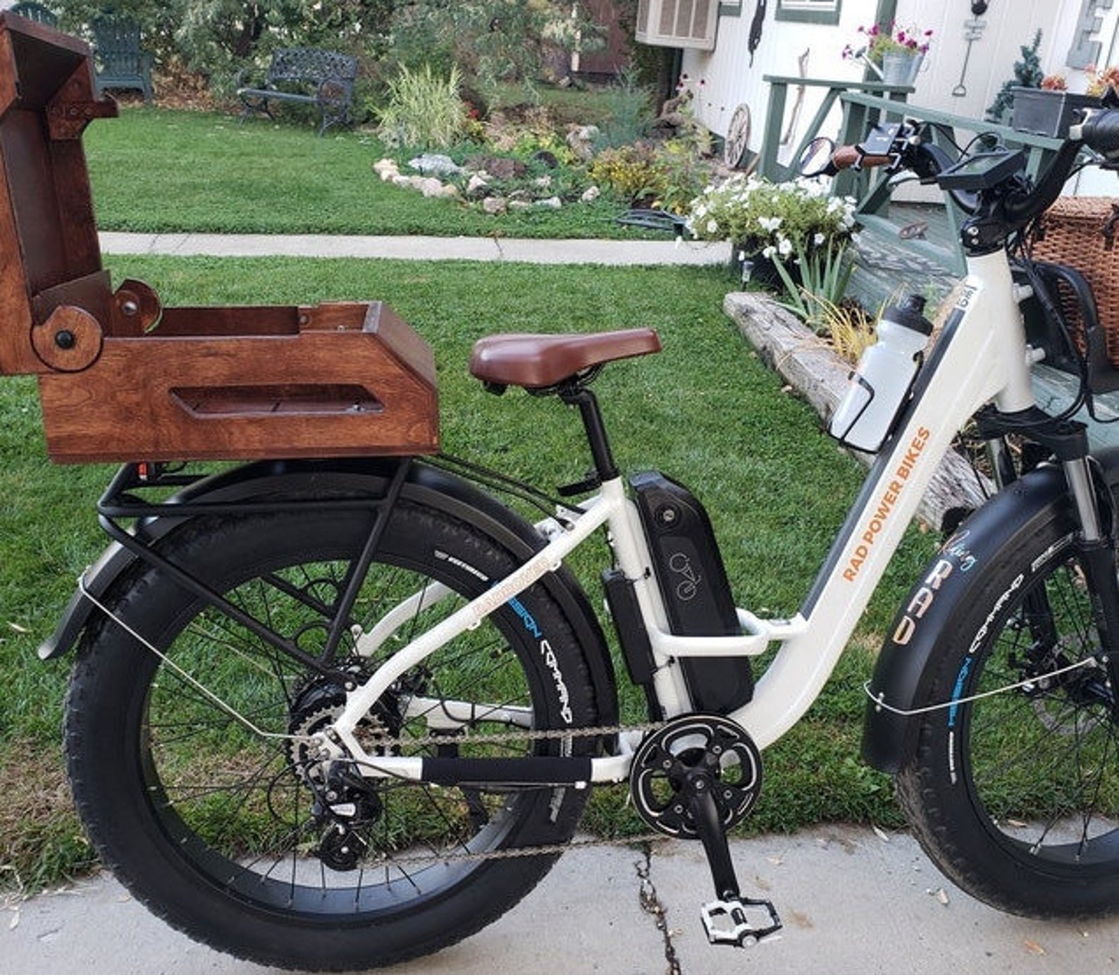Rear Basket W/ Locking Lid for Bicycle or E-bike, Bike Trunk, Pannier ...