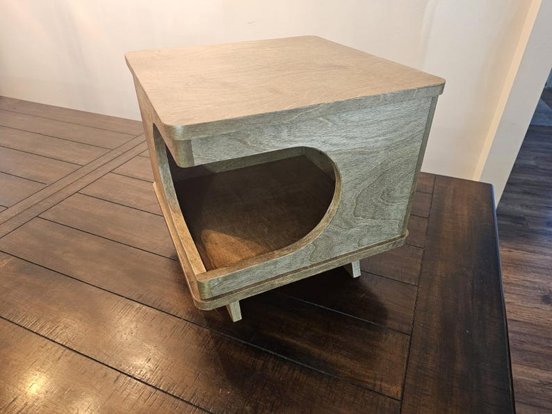 Mid Century Modern Cat House End Table, Birch Plywood Cat Bed Version 2.0 solid wood corners and edge banding Bild 4