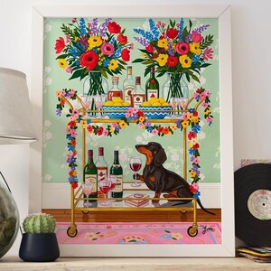 Fantazyjny jamnik wino bar wózek sztuka wydruk kolorowy kwiatowy koktajl party ilustracja dla miłośników psów i wystrój domu plakat elegancka sztuka dla zwierząt