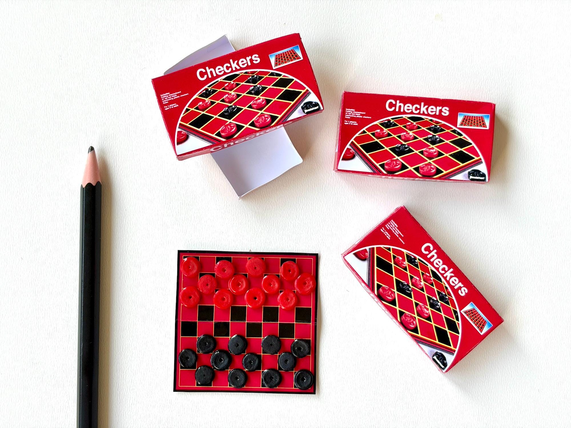 Miniature Checkers Draughts Game for Fashion Dolls Bjd Dolls and 12 ...