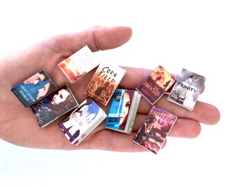 Set of 3 miniature dollhouse novel openable books with pages for fashion dolls  bjd dolls 12 inches doll 1/6 diorama miniatures