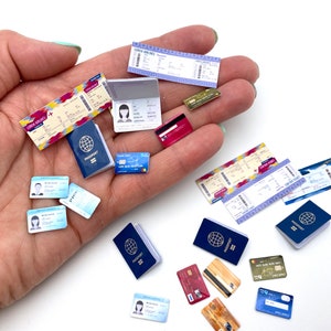Miniature passeport carte de crédit permis de conduire carte d'embarquement pour poupées mannequins poupées bjd échelle 1/6 accessoires de maison de poupée