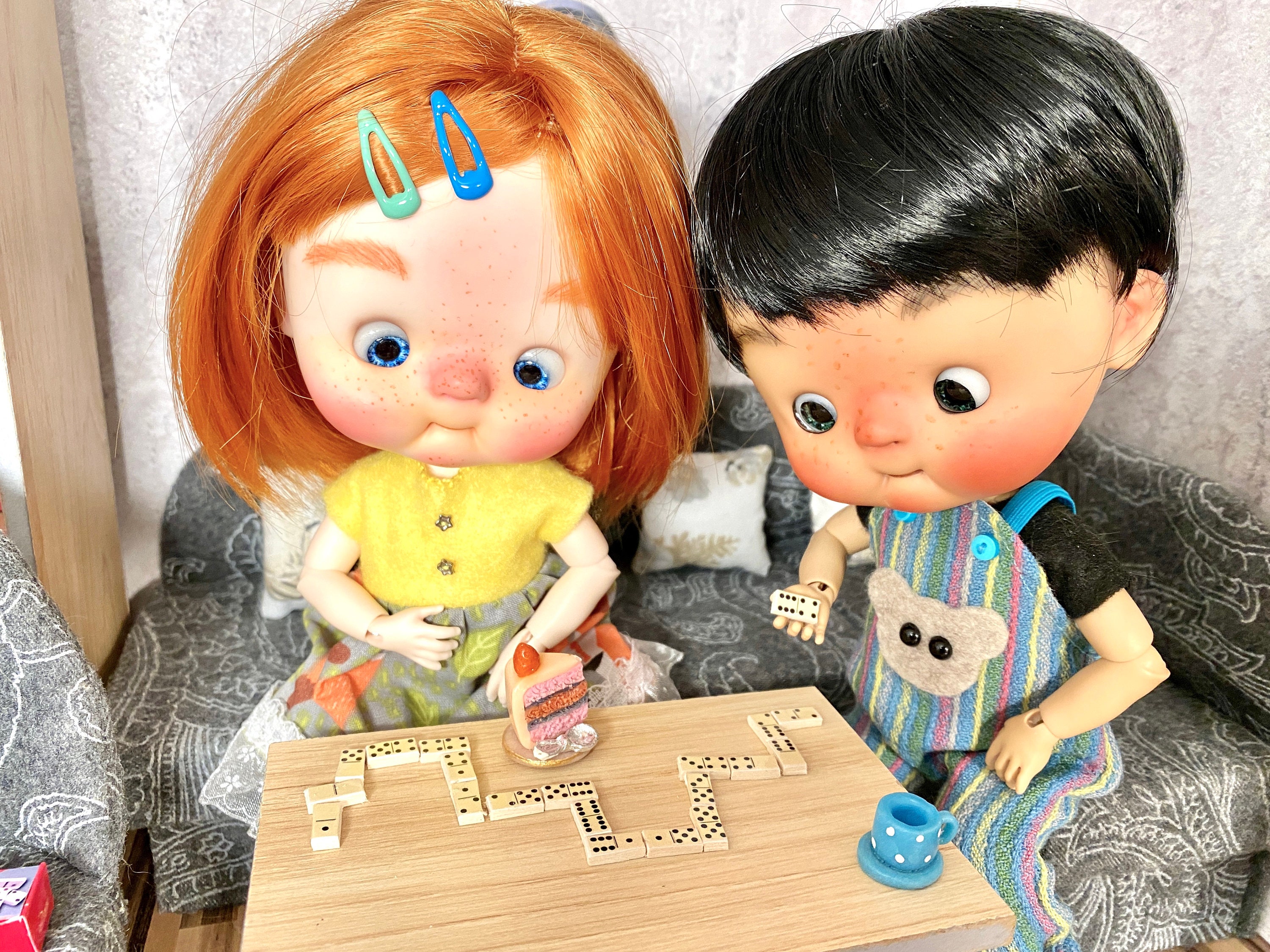 Gioco Di Domino In Miniatura 1:12 Per Casa Delle Bambole - Tavolo E Set Completo