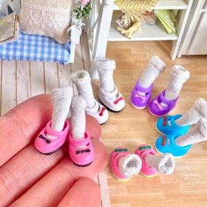 Sapatos e meias personalizados para bonecas: Compatíveis com Petite Blythe, Dollcena, LPS Blythe, Little Pullip, Little Dal e B. Extra Mini Minis.