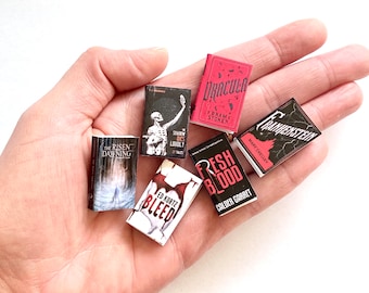 Set of 6 miniature dollhouse horror openable books with pages for fashion dolls bjd dolls 12 inches doll 1/6 Halloween diorama accessories