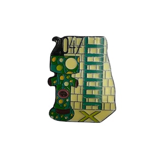 Vintage Robot 2047 Cartoon Lapel Pin, Vintage Enamel Lapel Pins Badge