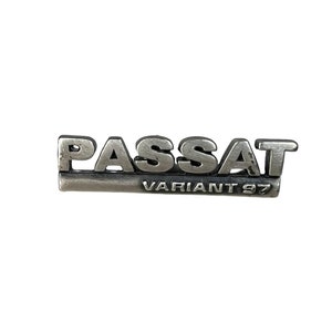 Vintage Passat Variant 97 Car Logo Pin: Collector Gift
