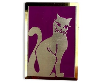 Vintage Sitting Cat Pin Brooch Pretty Cat Pin, Gift for someone who loves Cats, Cat themed Jewelry, Cat Tie Pin Pinback Badge for Hat Bag