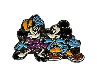 Pin vintage de Minnie y Mickey Mouse, regalo para fans de Disney