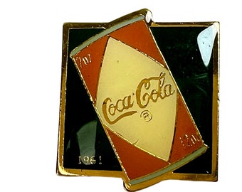 Annuncio vintage COCA COLA 1961 Spilla da bavero, Distintivo Pinback, Regalo per collezionista di Coca Cola, Cimeli rari della Coca Cola