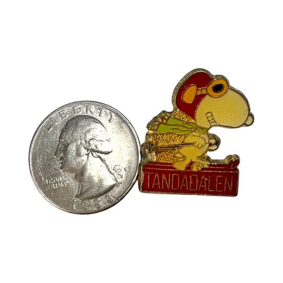 Vintage Tandadalen Snoopy  Ski Pin/Sälen ski regi… - image 4