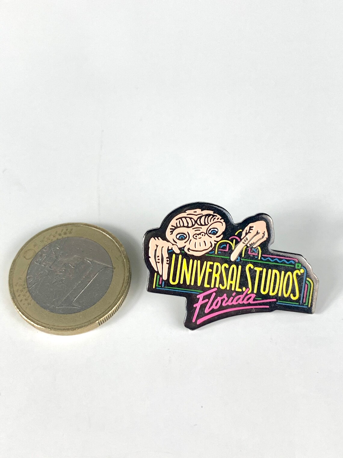 True Vintage ET Universal Studios Hollywood Pin 1982. Etsy