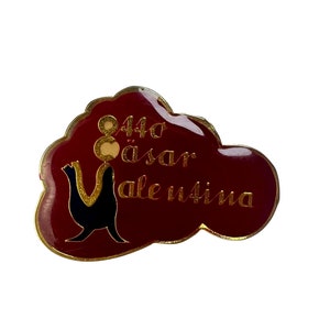 Vintage Swiss Circus Pin: Collector Pinback Button
