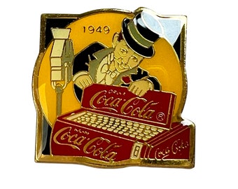 Vintage COCA COLA 1949 Spilla Pinback Badge, Regalo per il collezionista di Coca Cola Raro Coca Cola Memorabilia Regalo segreto di Babbo Natale