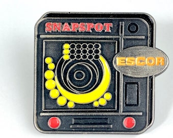 ヴィンテージ クラブニンテンドー スーパーマリオ ピンバッジ