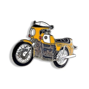 Vintage Yellow Motorbike Pin: Metalowy prezent dla kolekcjonera motocykli