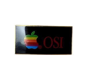 Vintage Apple OSI Pin: Rare Collectable Tech Gift