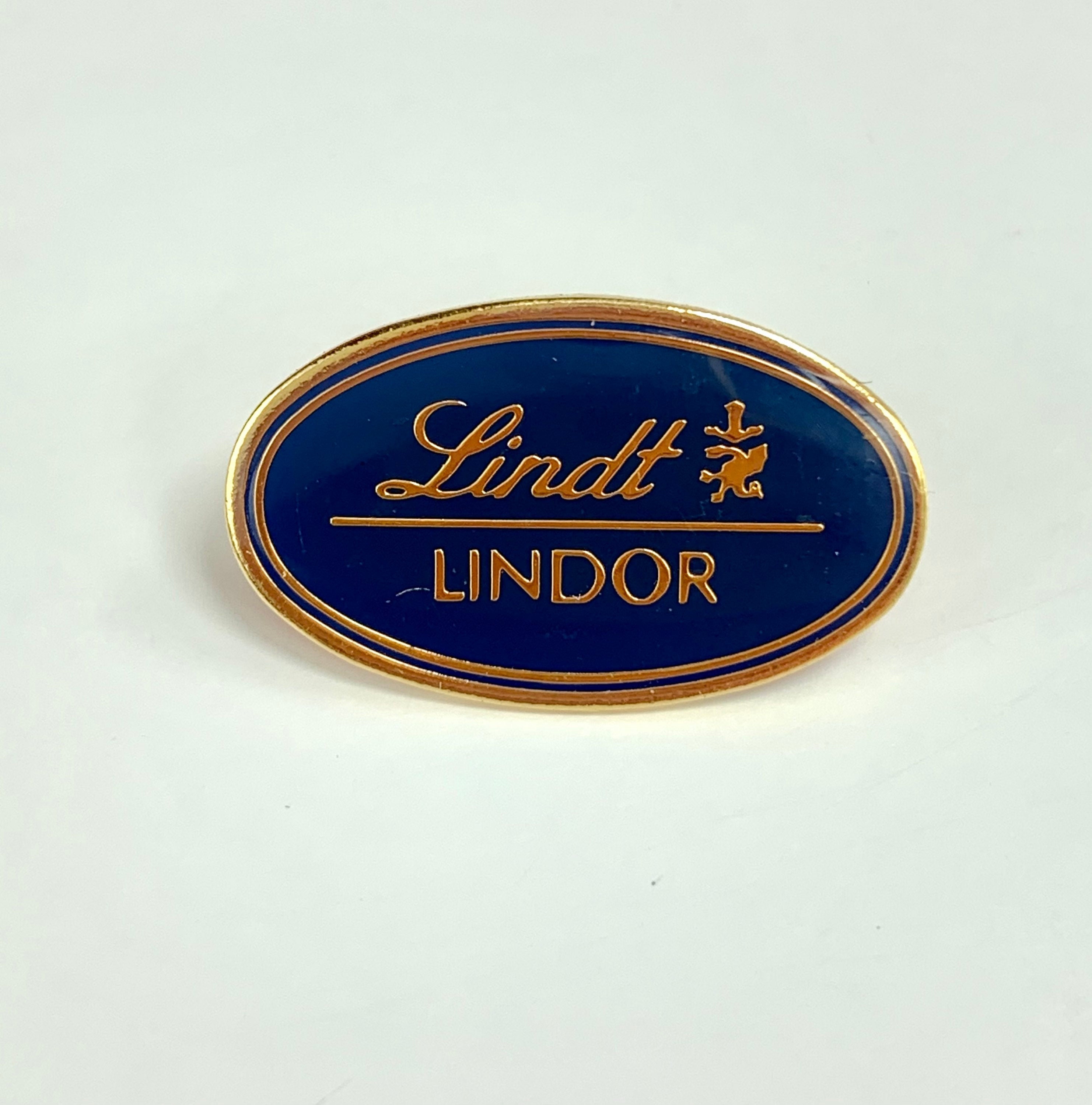 C2) Pin's Mikado Gâteau Chocolat Japonais Japon Sauvagine Pin Pins