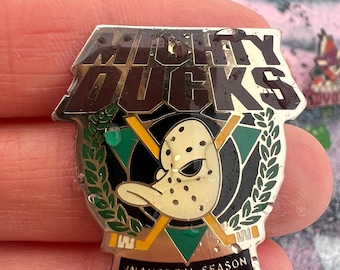 PinsAndSins - Etsy 日本