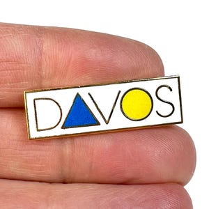 Insigne Vintage Davos – Ski, Suisse, Rare, Occasion