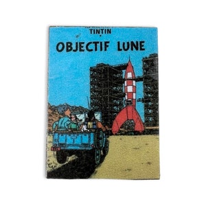 Vintage Adventures of Tintin Objectif Lune, Destination Moon Pin, Vintage Cartoon Pin, gift for Tintin fan French cartoon badge