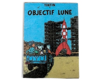 Spilla vintage Tintin 'Objectif Lune': distintivo dei cartoni animati francesi