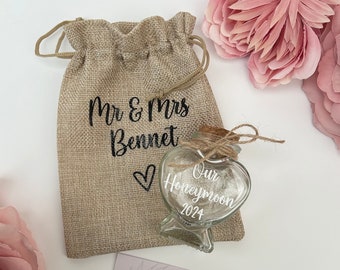 Honeymoon gift | honeymoon keepsake |honeymoon sand jar | wedding gift | personalised gift | gift for couple | memory jar | beach wedding