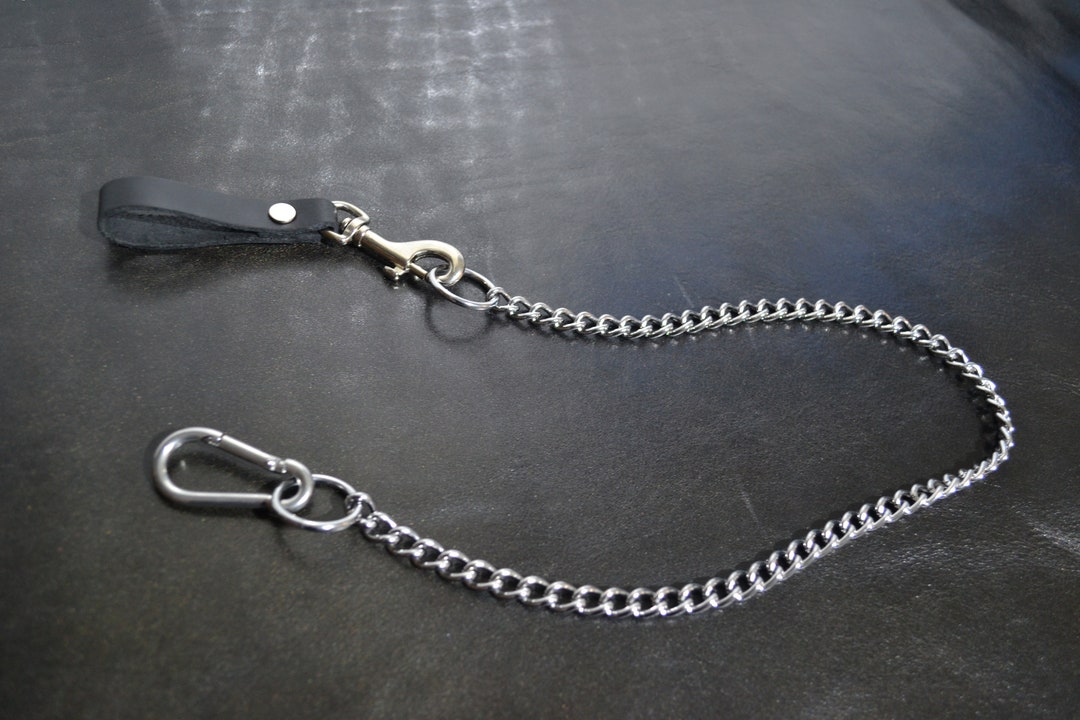 Black Leather wallet chain : Leather belt loop braided with Kangaroo lace.  20 Flat link chain!
