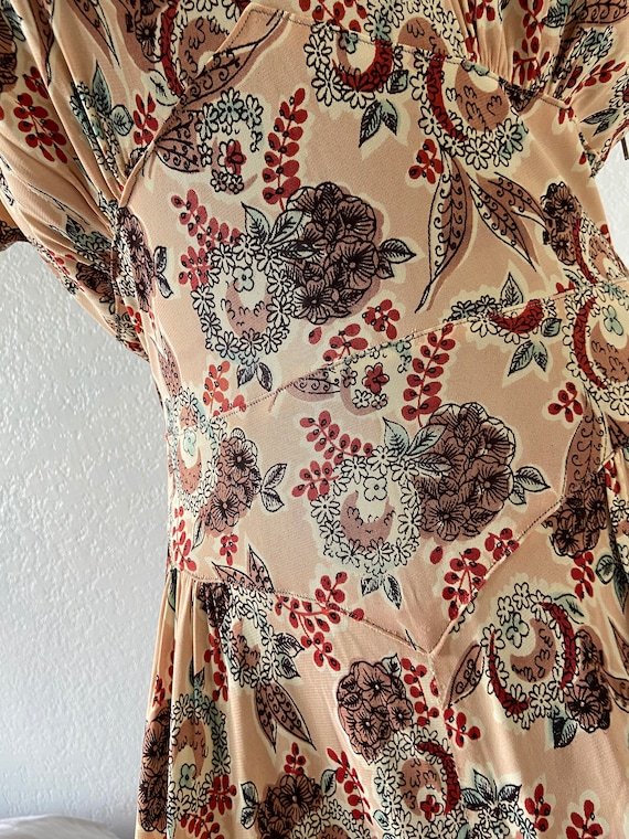 1930’s Floral Rayon Jersey Dress/ Vintage 30’s 40’