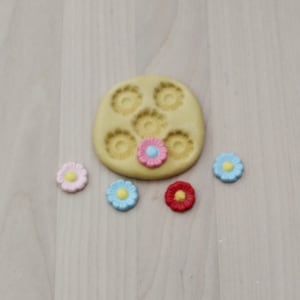 Süße zierliche Blume lebensmittelechte Silikonform für die Herstellung von Ohrringen, Kuchendekoration, Polymer Clay, Schmuckherstellung
