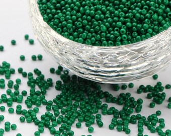 Green glass small little seed beads loose spacer beads 2mm 50g for jewelry making and crafts Beading macramé embroidery beads Jewelry beads