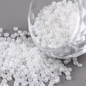 shiny gloss white glass small little seed beads loose spacer beads 4mm for jewelry design jewelry making and other crafts beading