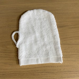 WASH MITTS Pack of 2 Luxury 100% Cotton Towelling NOT Microfibre Cream