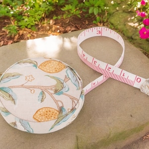 TAPE MEASURE &#39;Morris Lemons&#39; Fabric Design Cute handbag size