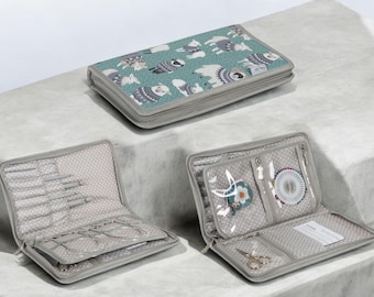 INTERCHANGEABLE NEEDLE & HOOK Case with Storage Woolly Pully Design