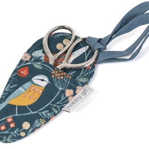 EMBROIDERY SCISSORS in a CASE 'Aviary' Design Fabric Case