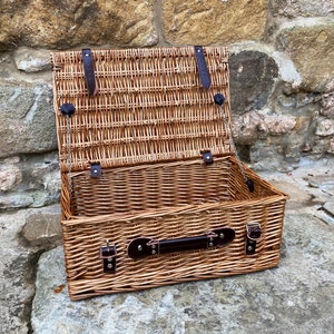 Wicker Hamper Basket - Leather Handles with a Choice of Sizes image 1