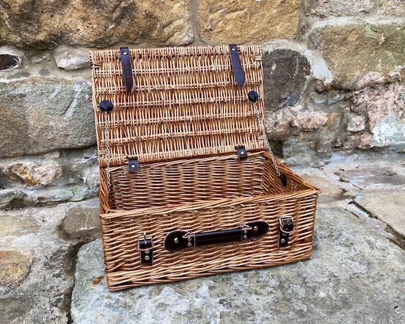 Wicker Hamper Basket - Leather Handles with a Choice of Sizes