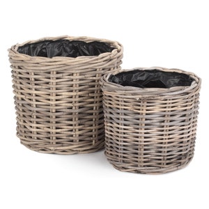 Rattan Round Planter. Black Plastic Lining. Available in 2 Different Sizes. Kubu Grey Rattan. Weather Resistant. Indoor Outdoor Planter.