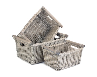 Storage Baskets - Willow Baskets With Wooden Handles in 4 Sizes