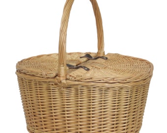 Wicker Picnic Basket With Handle & Lining