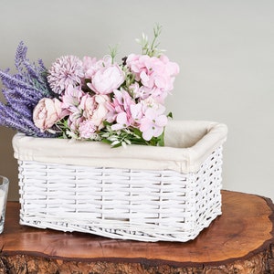 White Wicker Storage Baskets With Cotton Lining bild 2
