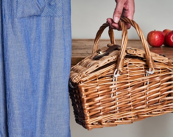 Wicker Picnic Basket With Swing Handles & Double Lid